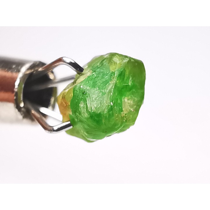 Demantoid Garnet, Jeffrey Mine, Quebec, Canada