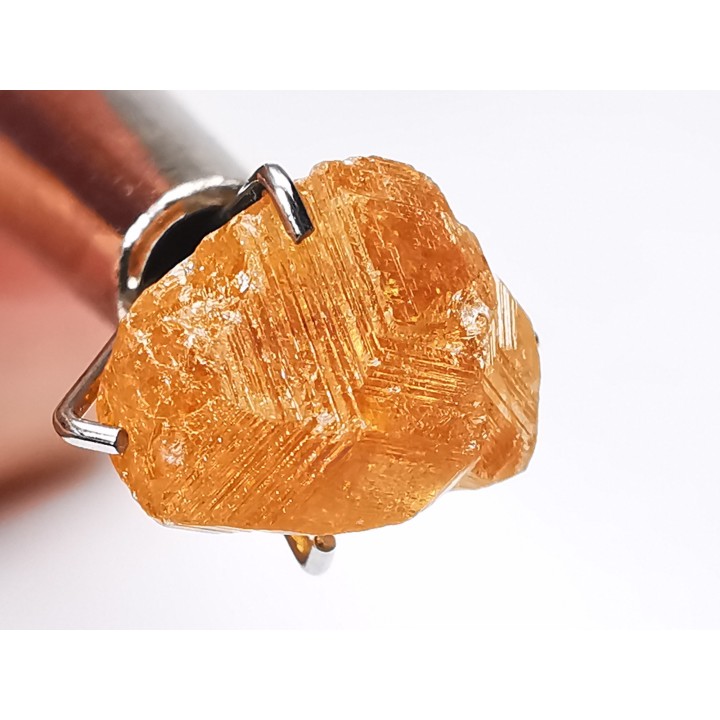 Grenat hessonite, mine Jeffrey, Québec, Canada
