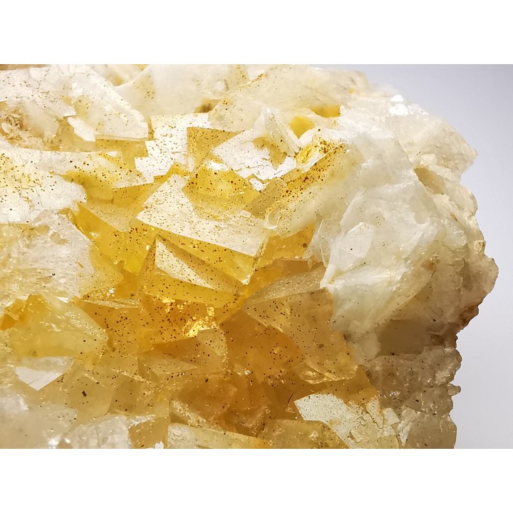 Fluorite and baryte from Marsanges Mine, Haute-Loire, France