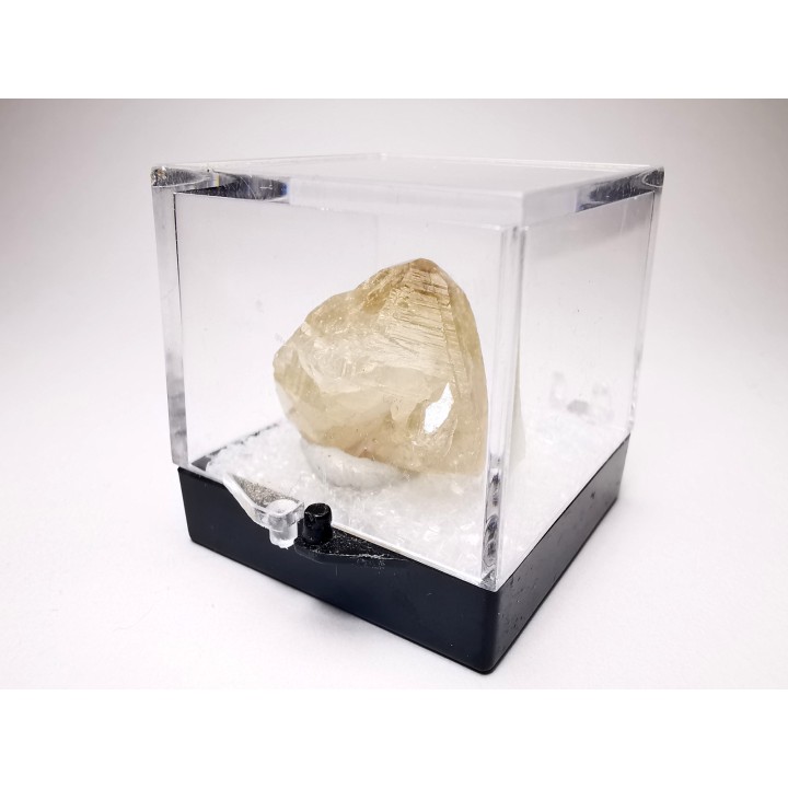 Fluorecent Cerussite from Morocco