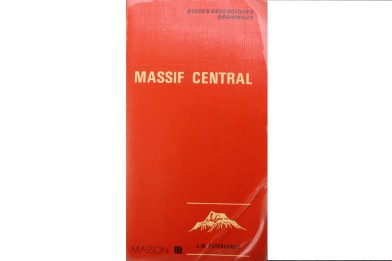 Guides géologiques régionaux:  Jean Marc Peterlongo   Massif central  - 2000