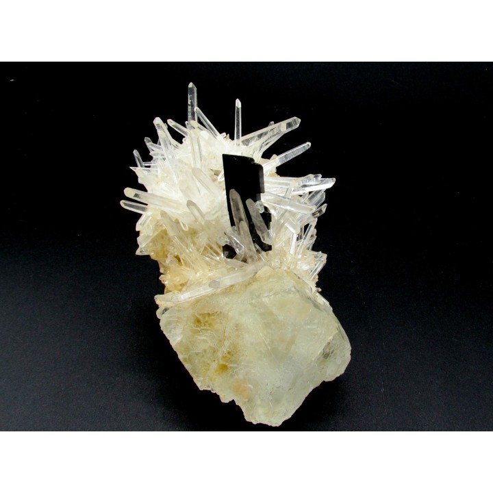 Quartz, Hubnerite, Fluorine from Peru