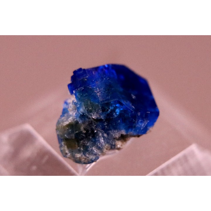 Sodalite  Sar-e-Sang, Kokcha Valley, Badakhshan, AFGHANISTAN
