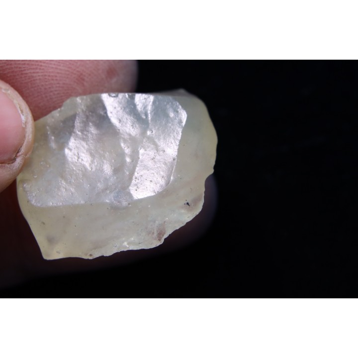 TECTITE: verre libyque - (outil taillé)