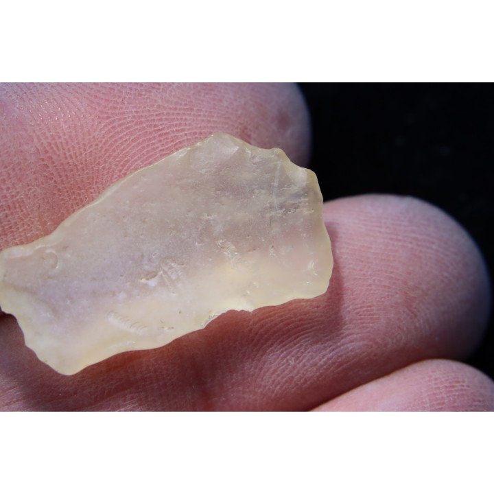 TECTITE: verre libyque - (outil taillé)