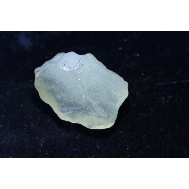 TECTITE: verre libyque - (outil taillé)